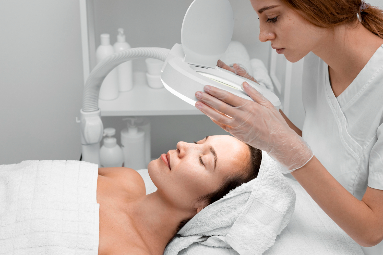HydraFacial for deep cleansing, hydration, and glow